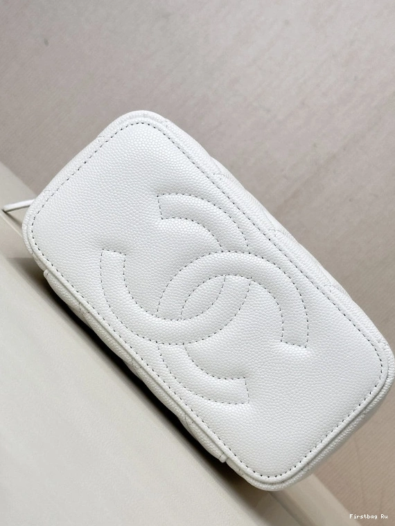 First Bag Ru WITH CHANEL VANITY SMALL CHAIN-16x9.5x8cm CHANELASSIC 0715